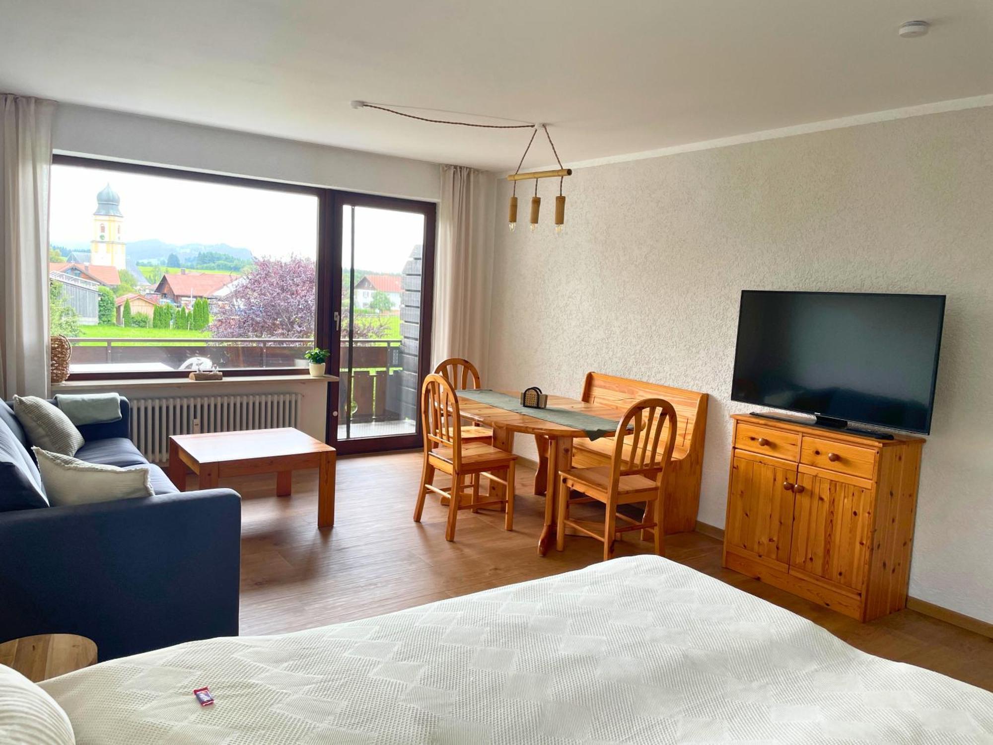 Seehenswert Familienfreundlich Mit Pool, Tischtennisplatte & Koenigscard Bis Zu 8 Personen In Seenaehe Apartment *