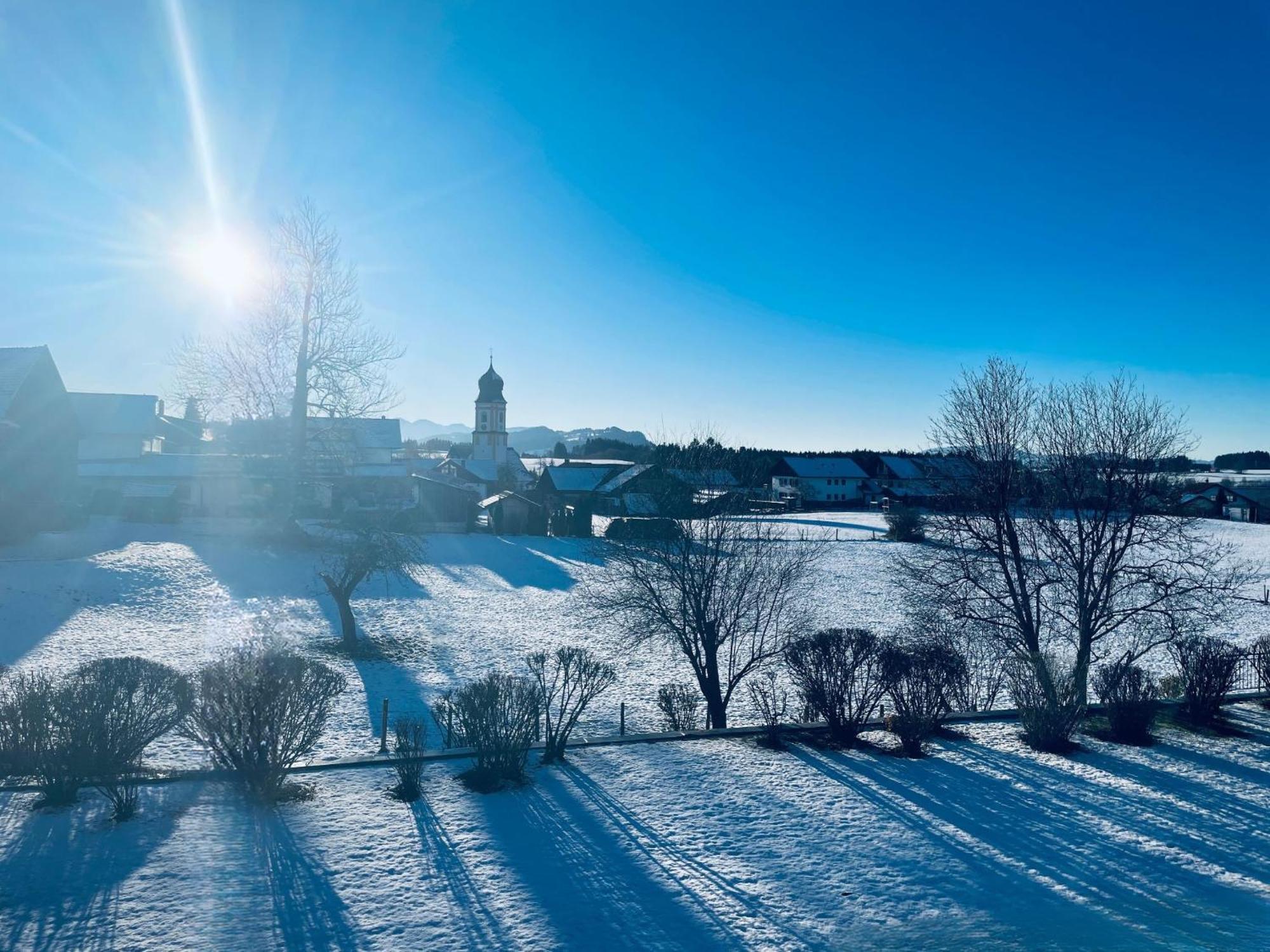 Apartment Seehenswert Familienfreundlich Mit Pool, Tischtennisplatte & Koenigscard Bis Zu 8 Personen In Seenaehe Oy-Mittelberg
